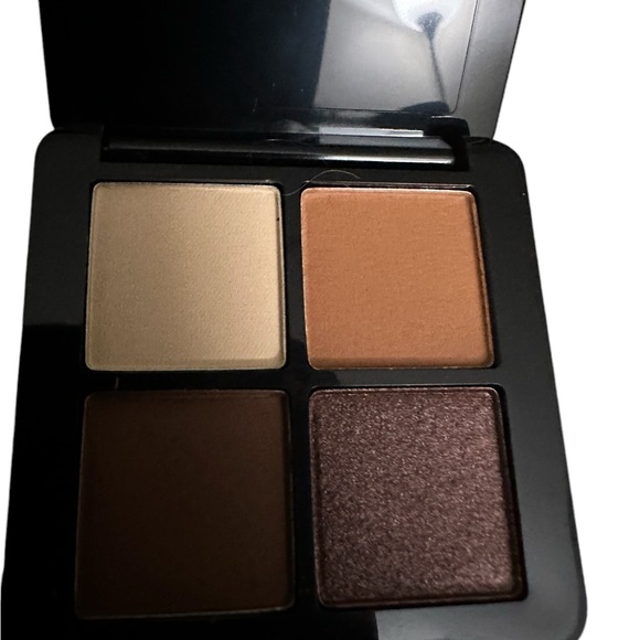 Shades by Shan Eyeshadow Quad Palette Vol. 1 Bundle w/ Setting Spray 20ml NEW - Picture 5 of 9